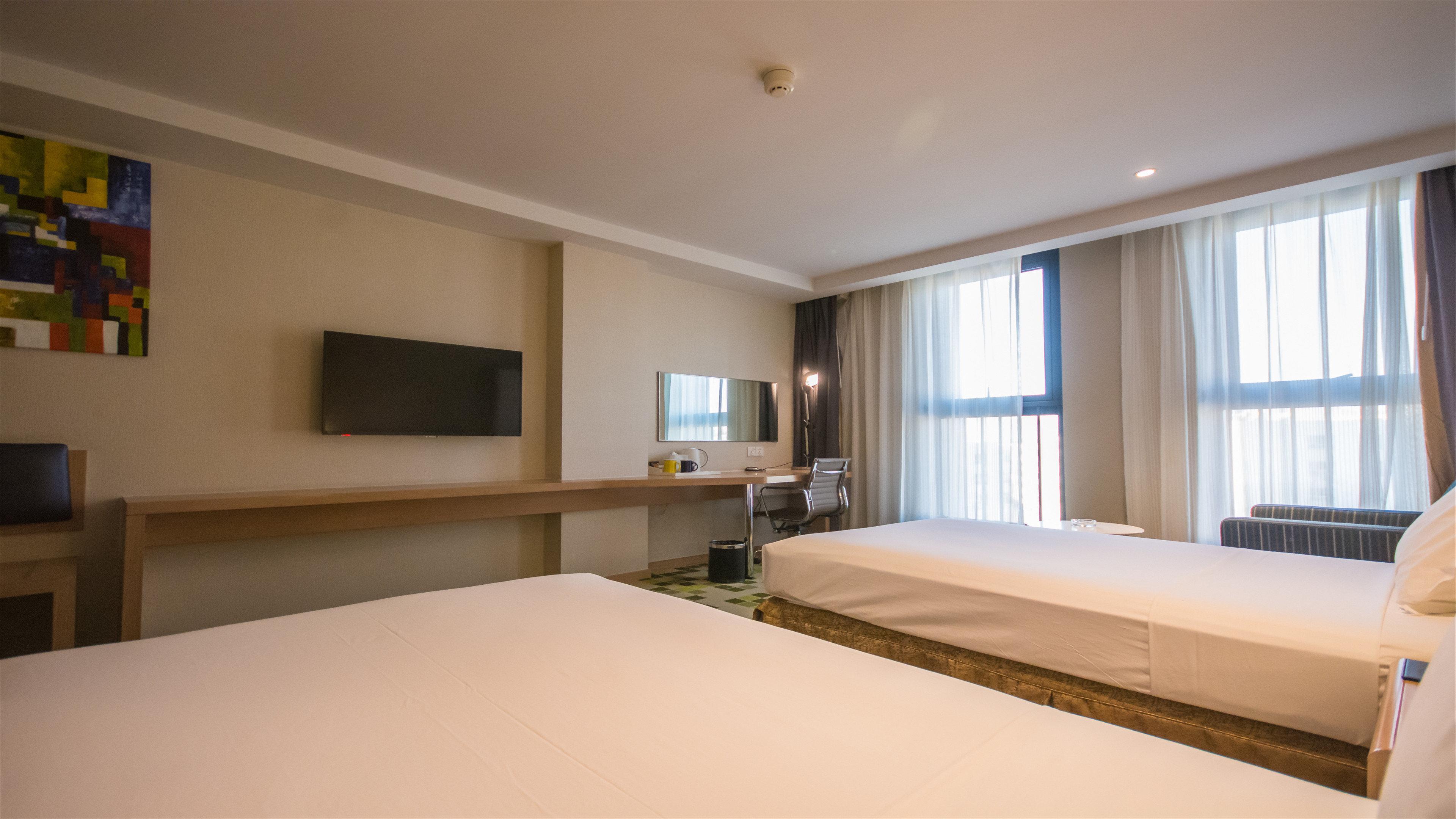 Holiday Inn Express Zhangjiakou Park View, An Ihg Hotel Exteriör bild