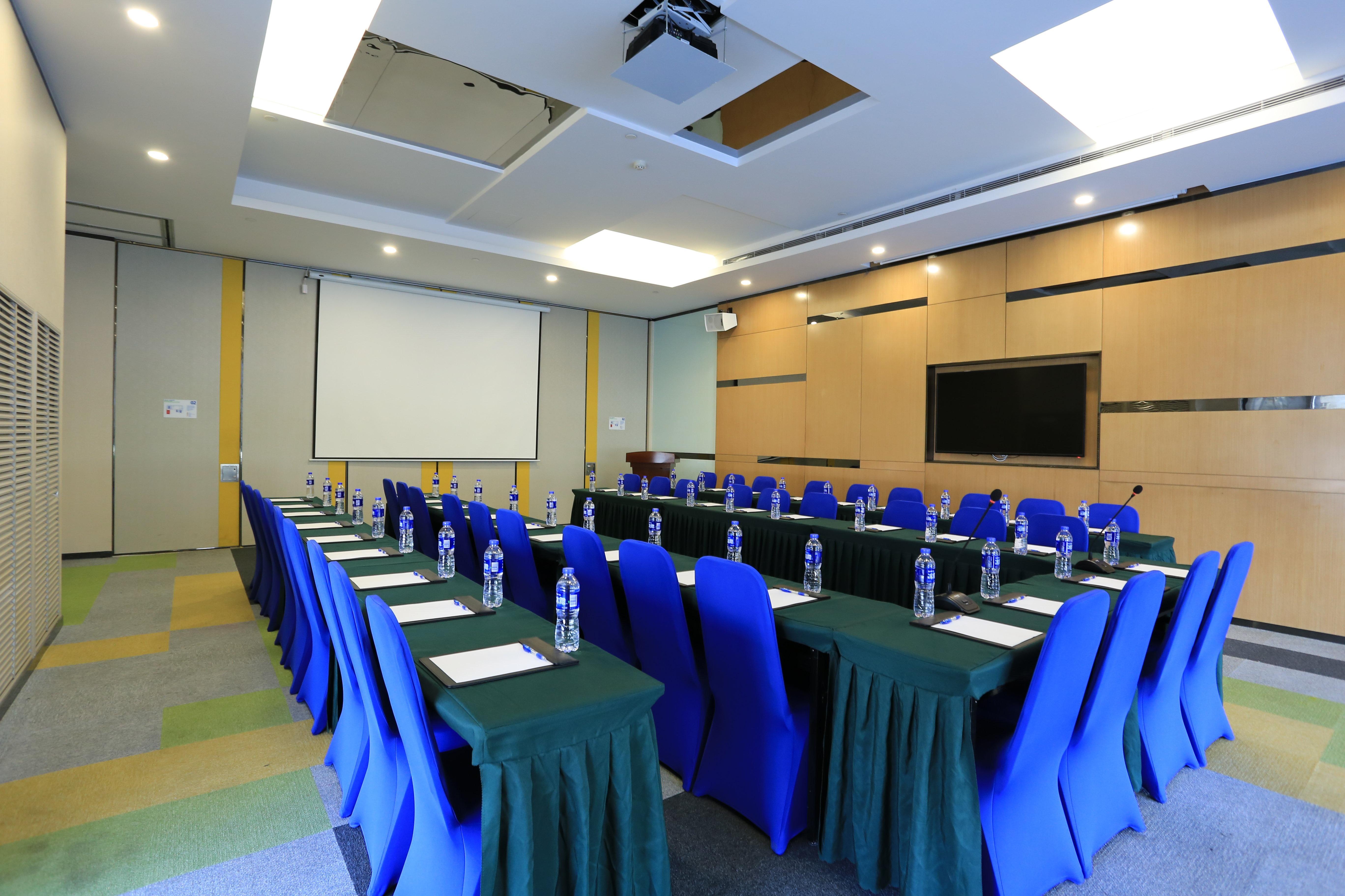 Holiday Inn Express Zhangjiakou Park View, An Ihg Hotel Exteriör bild