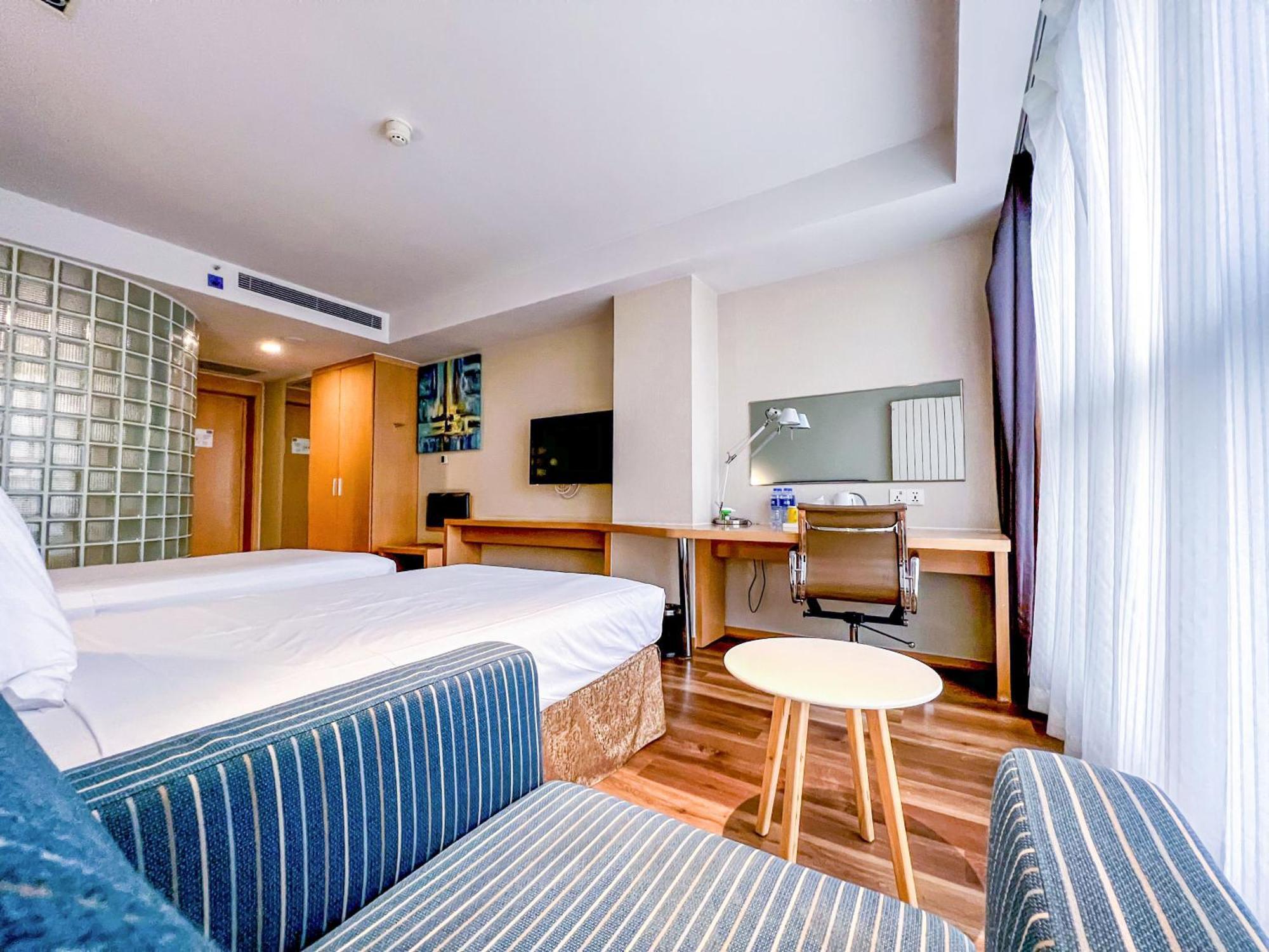 Holiday Inn Express Zhangjiakou Park View, An Ihg Hotel Exteriör bild